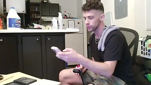 הופעת וובקאם של Graysontaylor@xh