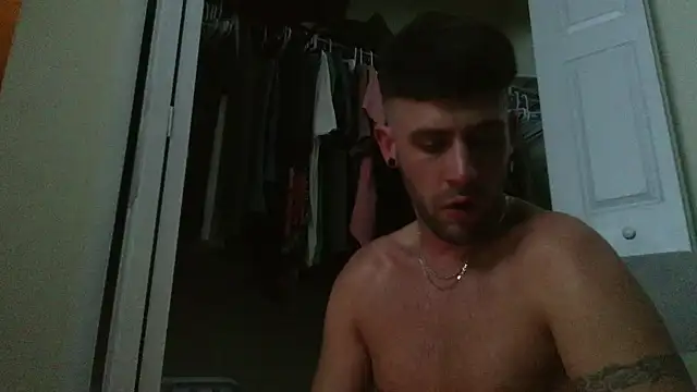 הופעת וובקאם של Graysontaylor@xh
