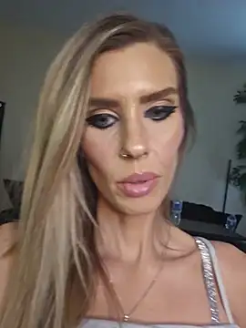 ellieconradxo Show in webcam