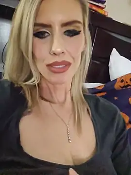 ellieconradxo – Kamerová šou