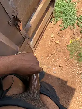 Black-mamba-madingo Show in webcam