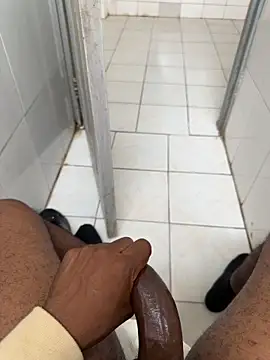 Black-mamba-madingo's Webcam Show