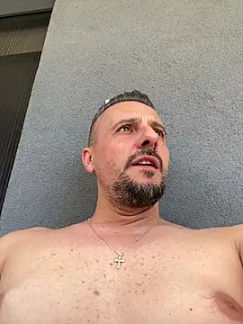 Pokazy przed kamerką – InsaneMattt