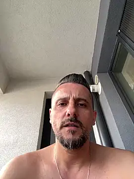 InsaneMattt 网络视讯表演