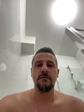InsaneMattt Pertunjukan Webcam