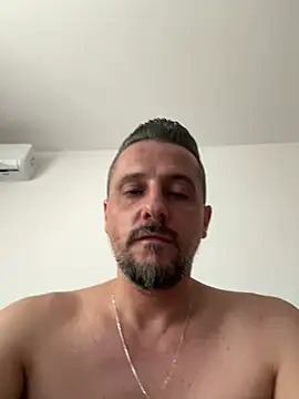 InsaneMattt Webcam show