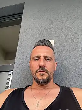 InsaneMattt Webcam show