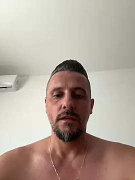 InsaneMattt – webcam-show