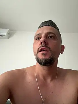 InsaneMattt 网络视讯表演