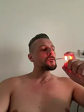 InsaneMattt Pertunjukan Webcam