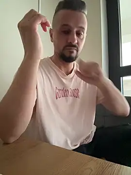 InsaneMattt Webcam show