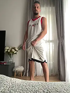 Show modela InsaneMattt na web-kameri