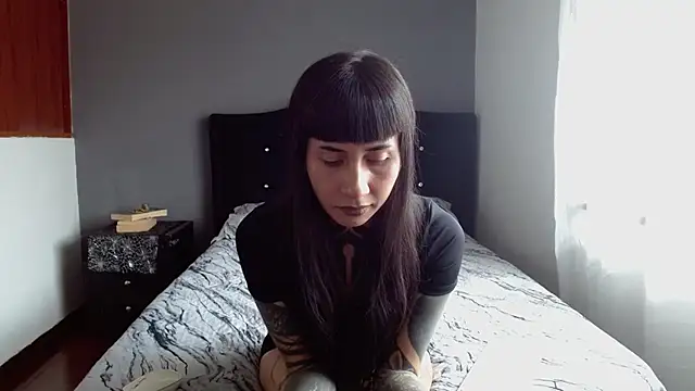 Emilia_1995: απευθείας συνομιλία ΧΧΧ