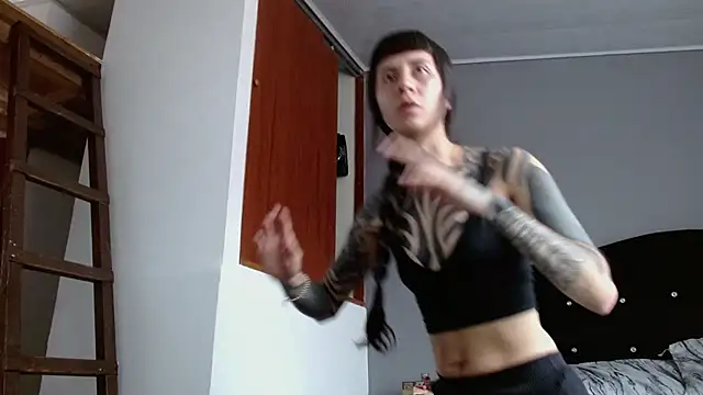 Chat XXX en directo de Emilia_1995