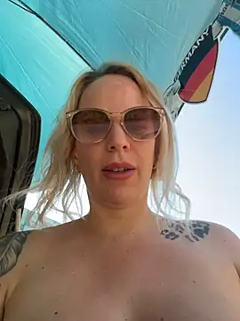June695_ Webcamshow