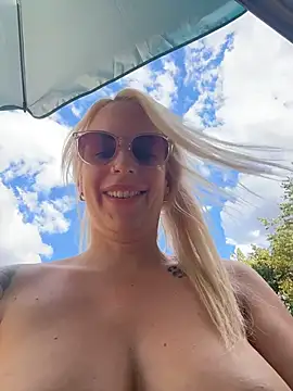 Show Webcam de June695_