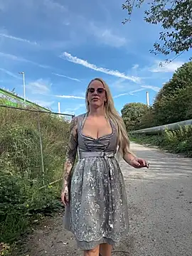 June695_ Webcam Show