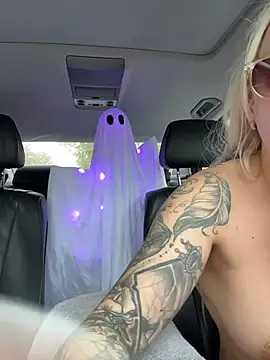 June695_ Webcam-Show