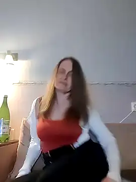 Chat XXX en directo de Evelina_cute