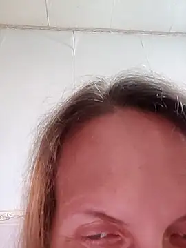 Pokój czatu na żywo – Evelina_cute