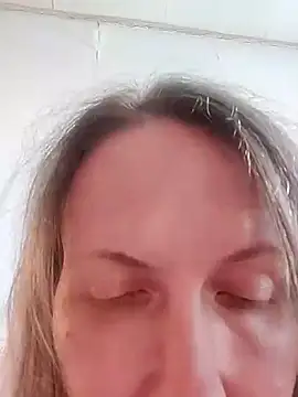 Evelina_cute লাইভ চ্যাট রুম