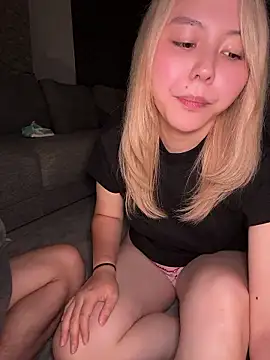 NANAchan_R – Kamerová šou