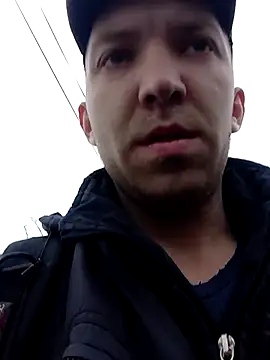 _uncle_Mitya-43_: διαδικτυακό σόου στην κάμερα