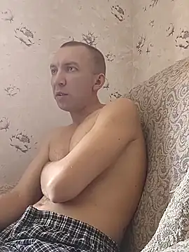 _uncle_Mitya-43_n Webbikameraesitys