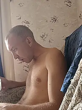 _uncle_Mitya-43_: διαδικτυακό σόου στην κάμερα