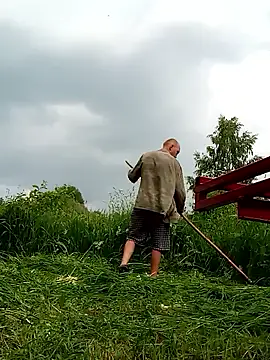 Pokazy przed kamerką – _uncle_Mitya-43_