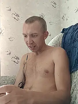 _uncle_Mitya-43_: διαδικτυακό σόου στην κάμερα