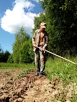 _uncle_Mitya-43_ Pertunjukan Webcam