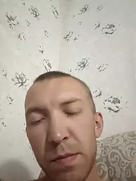 _uncle_Mitya-43_: διαδικτυακό σόου στην κάμερα