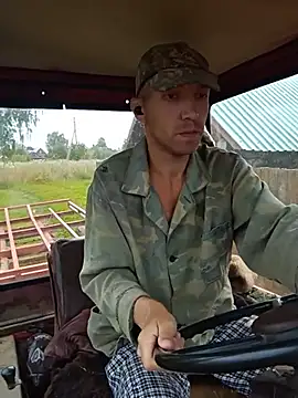 Pokazy przed kamerką – _uncle_Mitya-43_