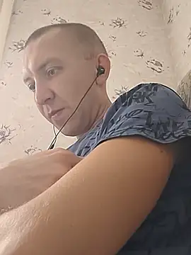 Pokazy przed kamerką – _uncle_Mitya-43_