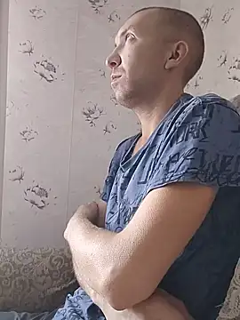 Pokazy przed kamerką – _uncle_Mitya-43_