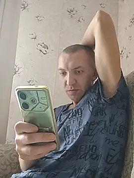 Pokazy przed kamerką – _uncle_Mitya-43_