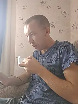Pokazy przed kamerką – _uncle_Mitya-43_