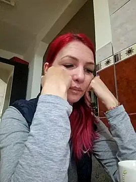 Evadesirex46: διαδικτυακό σόου στην κάμερα