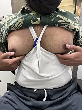 Pokazy przed kamerką – dick69lil