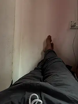 Pokazy przed kamerką – dick69lil