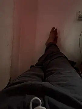 הופעת וובקאם של dick69lil