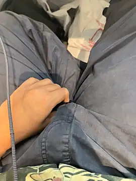 הופעת וובקאם של dick69lil