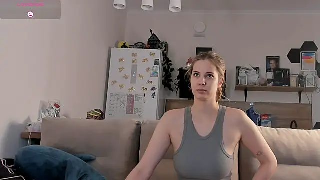 צ'אט XXX בשידור חי של Hot__K