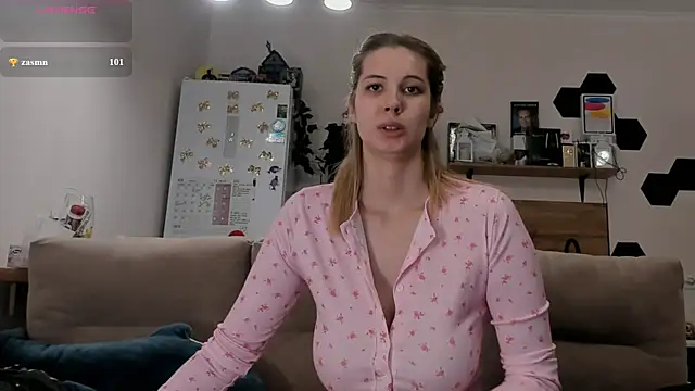 Hot__K Chat XXX in diretta