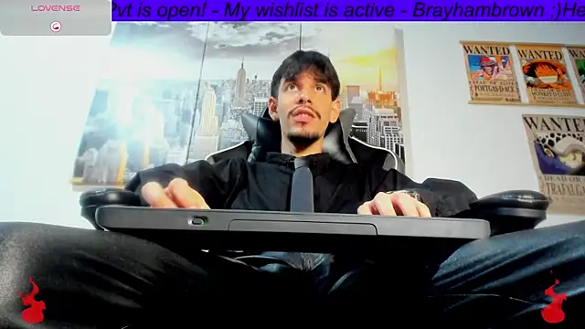 Show modela BRAYHAMBROWN na web-kameri