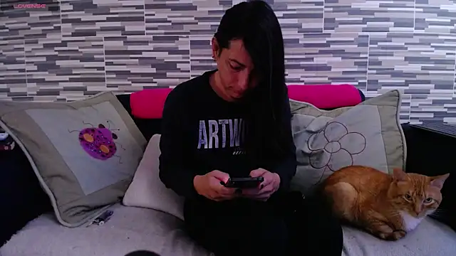VioletaGomez_Co Webcam show