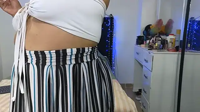 Chat XXX Live charlotte_077