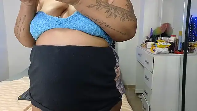 charlotte_077 即時 XXX 聊天