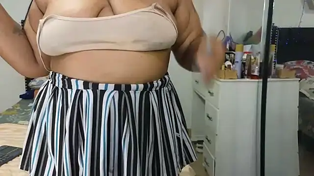 charlotte_077 Live XXX-Chat